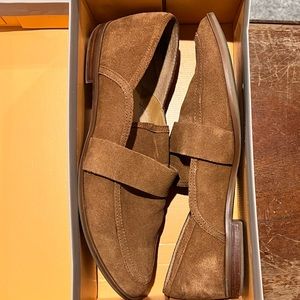 EUC Crown Vintage Loafers